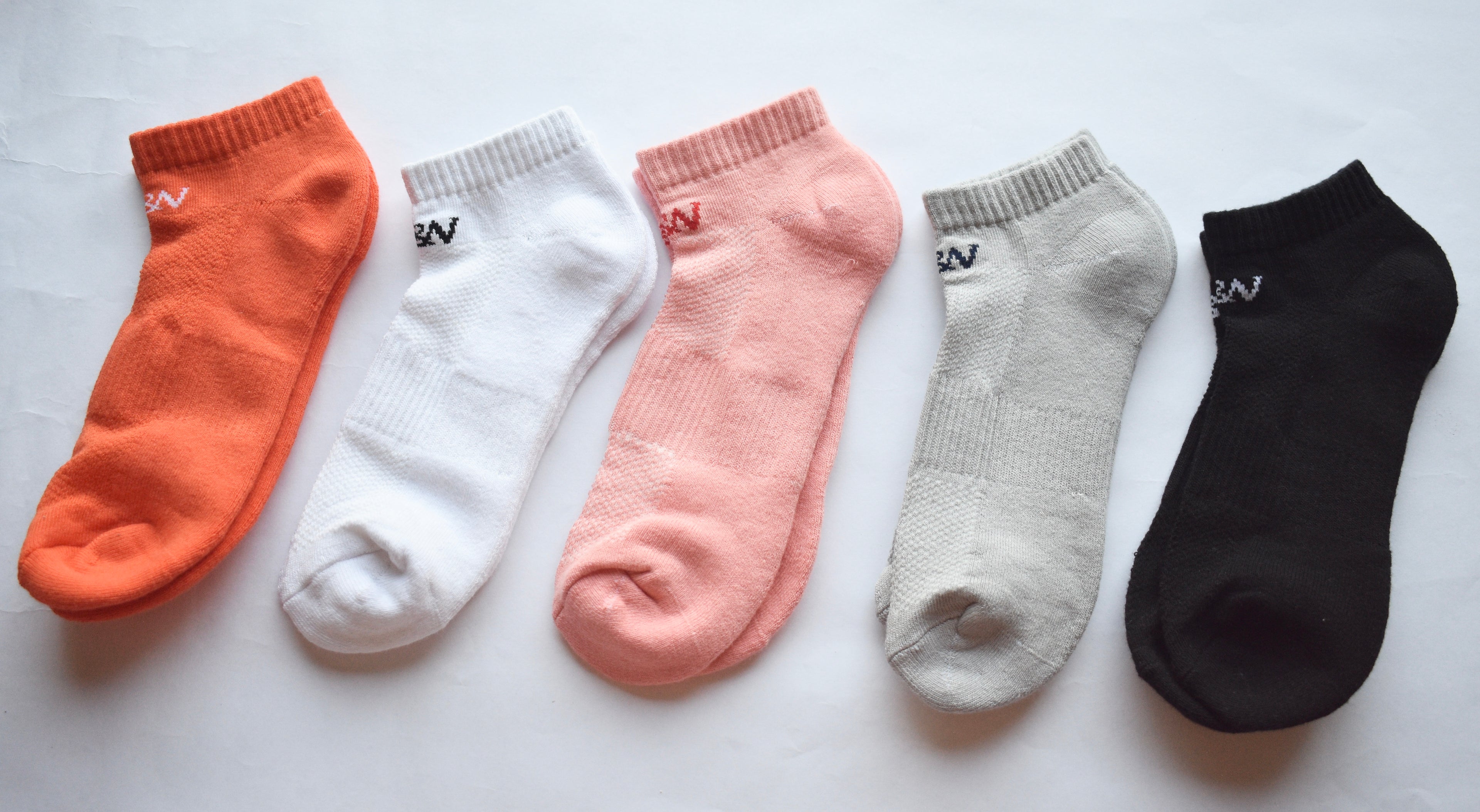 Style Essentials – Ankle Socks