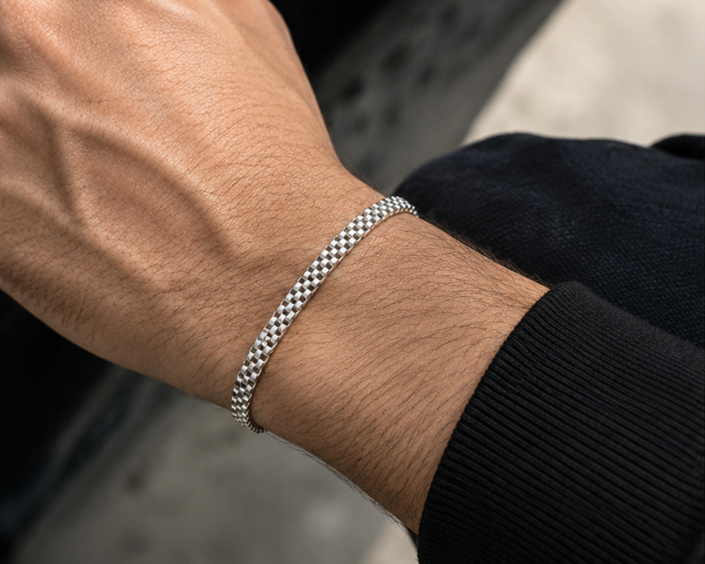 Obsidian Link Bracelet