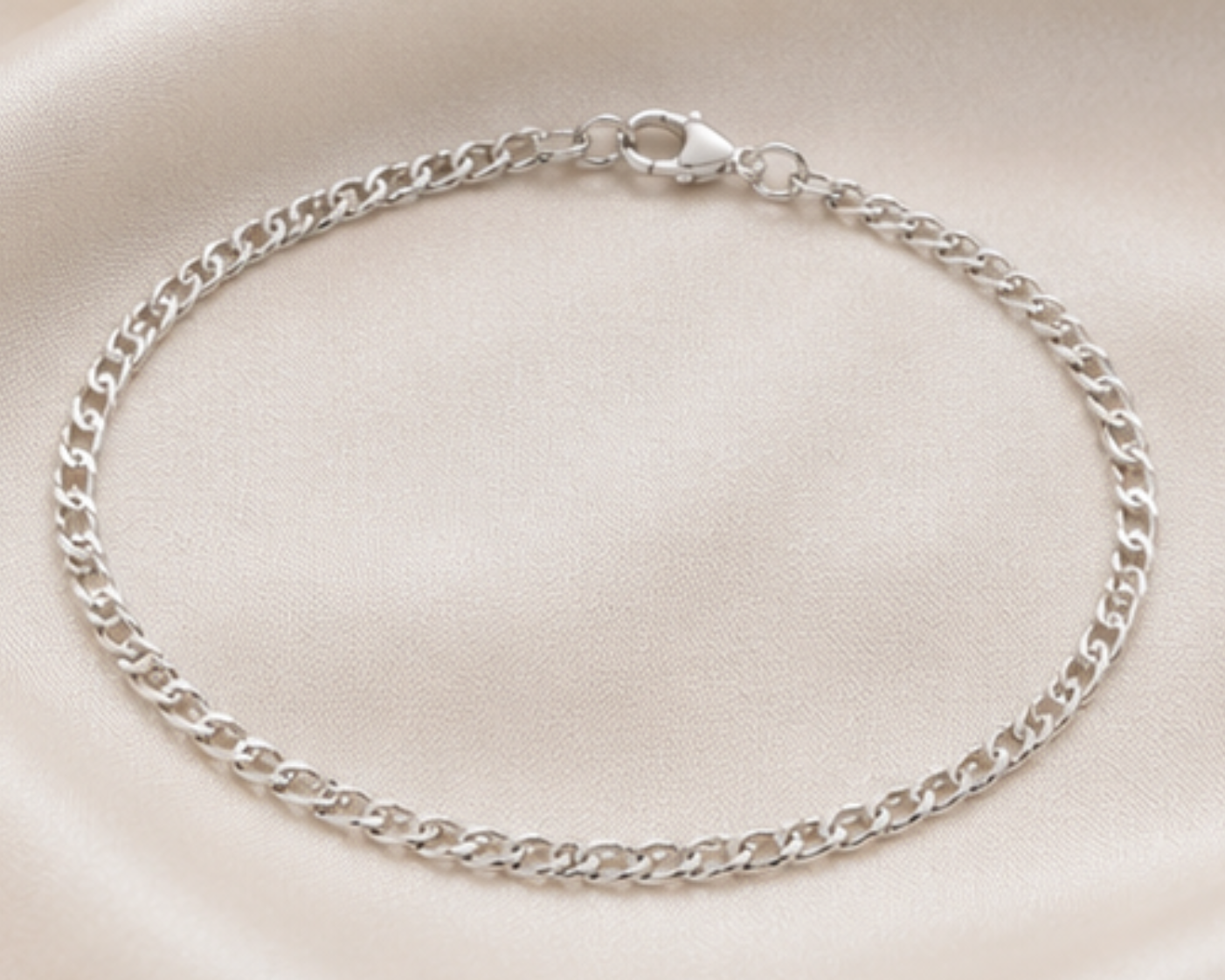 Timeless Curb Bracelet