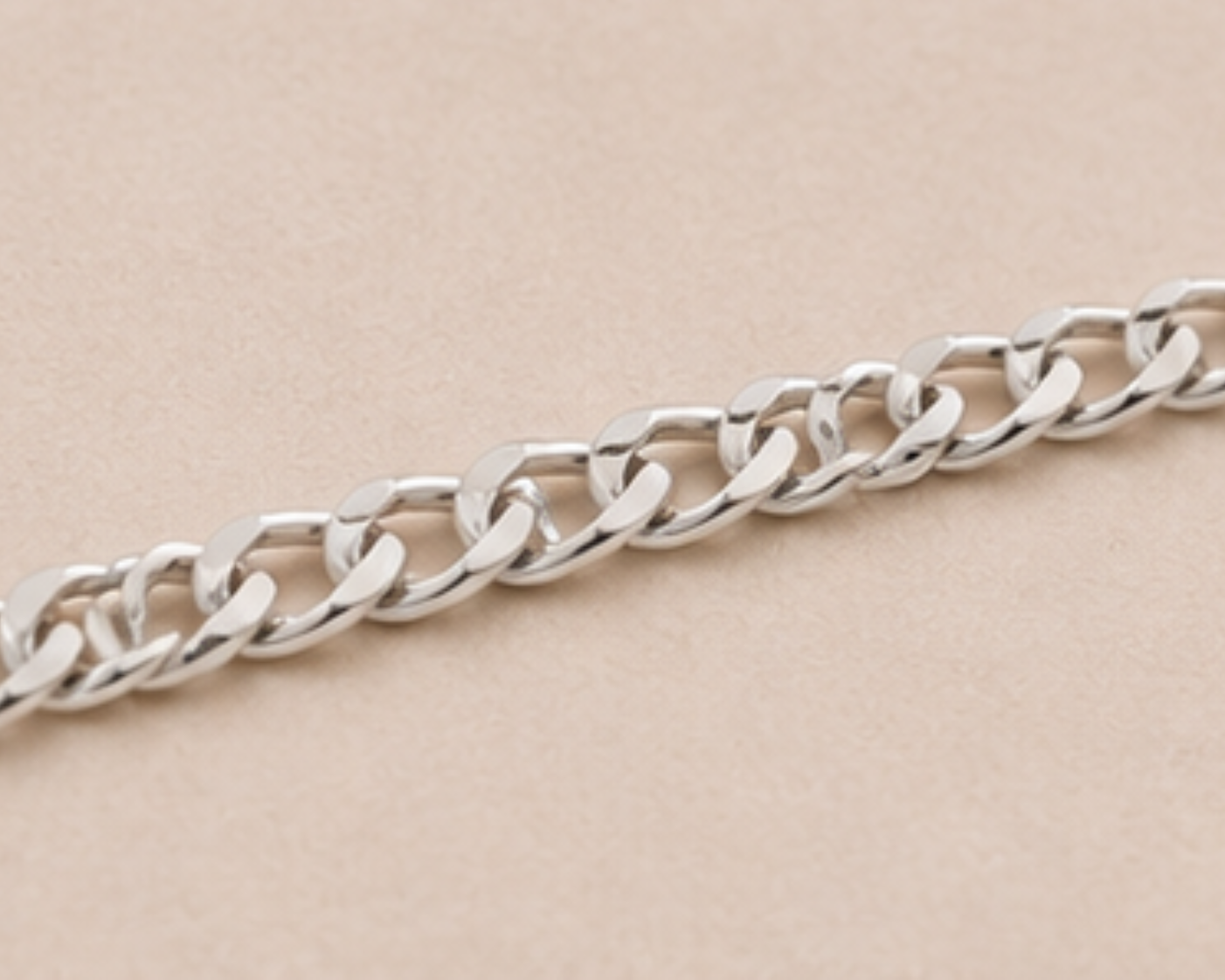Timeless Curb Bracelet